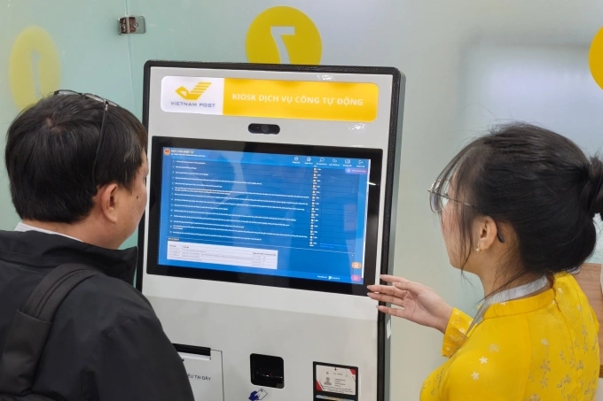 Ứng dụng công nghệ tự phục vụ giúp hiện thực hóa mục tiêu chuyển đổi số toàn diện tại Bộ Khoa học và Công nghệ. Ảnh: Trọng Đạt